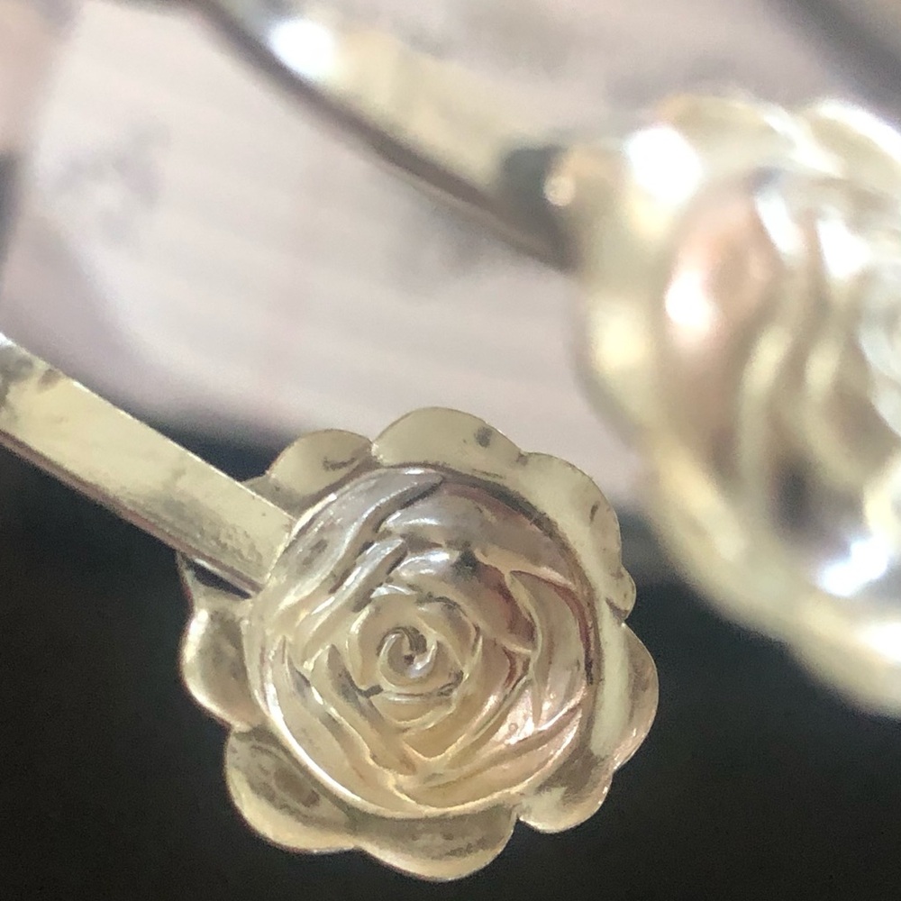 Eloquent 3.25” Marked Sterling Tongs
